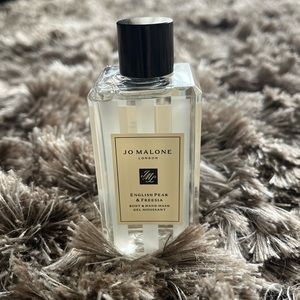 JO MALONE English Pear & Freesia Body & Hand Wash - 100ml